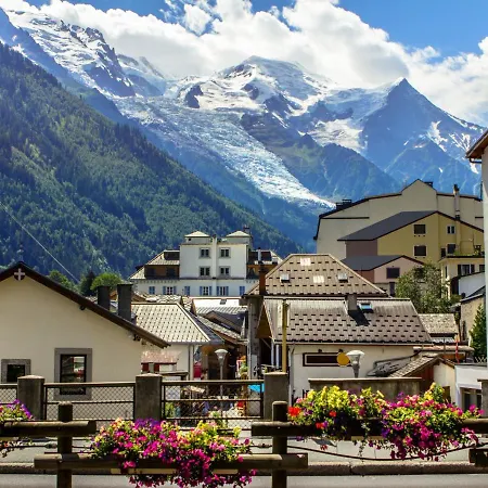 Le Suisse By Interhome *