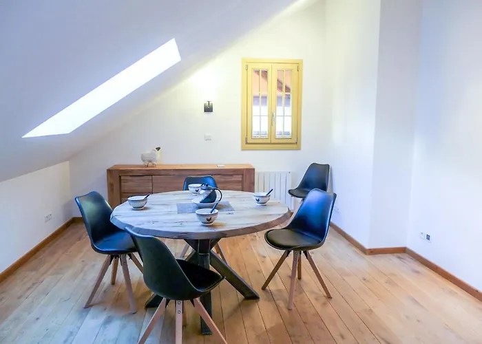 Le Suisse-3 By Interhome *