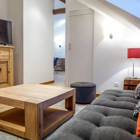 Apartment Le Suisse-3 By Interhome