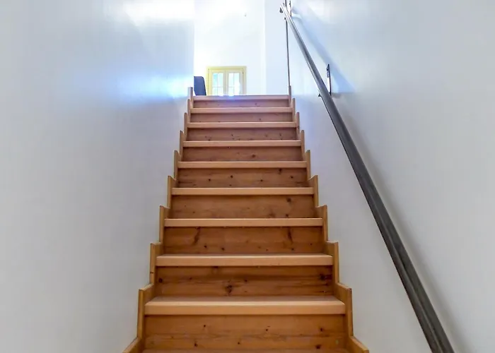 Le Suisse-3 By Interhome